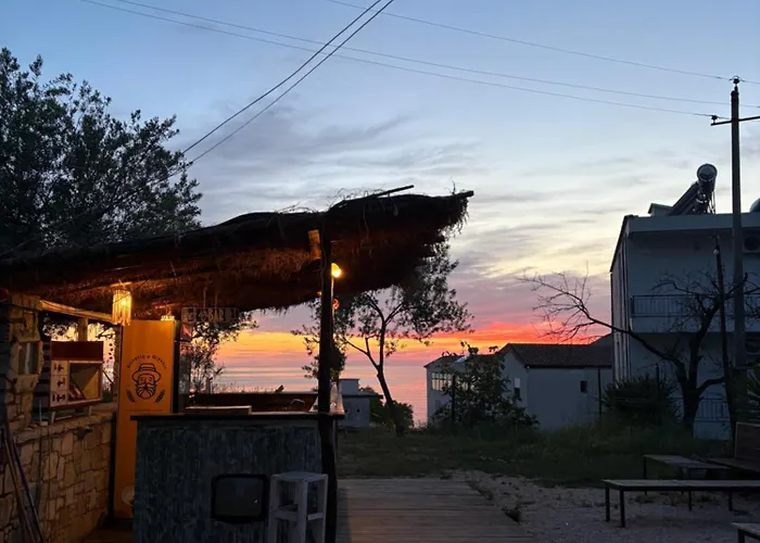 Trip\'N\'Hostel Seaside