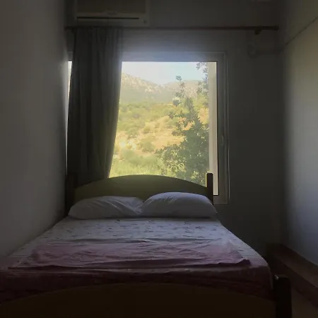 Sun Bakers Hostel Himare Exterior photo