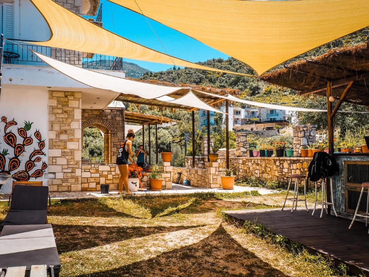Sun Bakers Hostel Himare